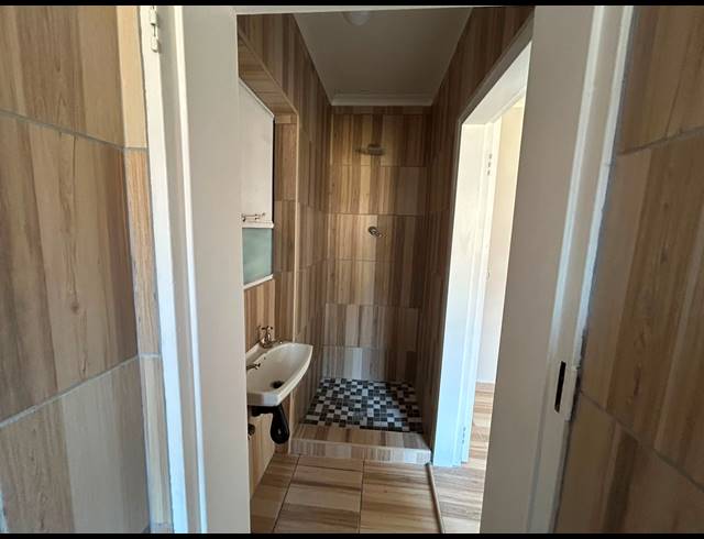 3 BEDROOM HOUSE TO LET IN SCHOEMANSVILLE